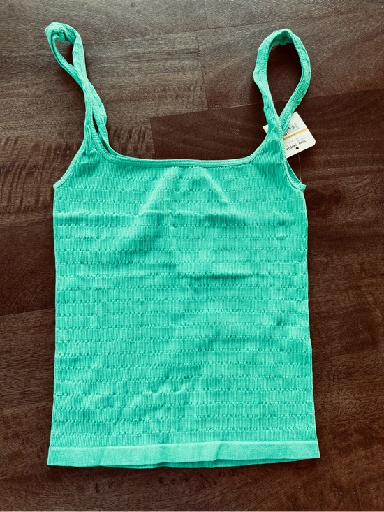 Free People Tops - Free People Cropped Textured Tank Top